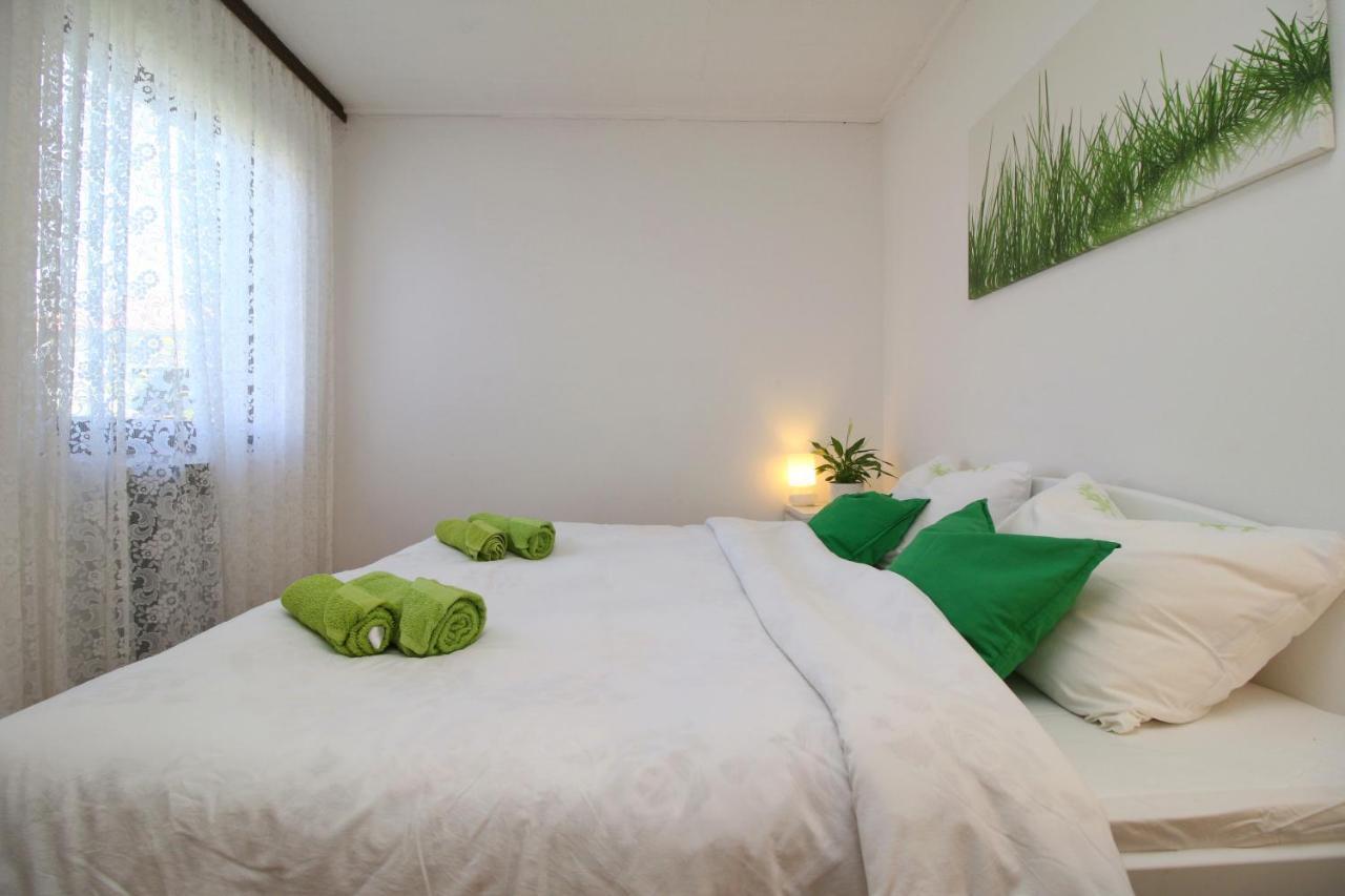 Apartment Nana Rovinj Exterior photo